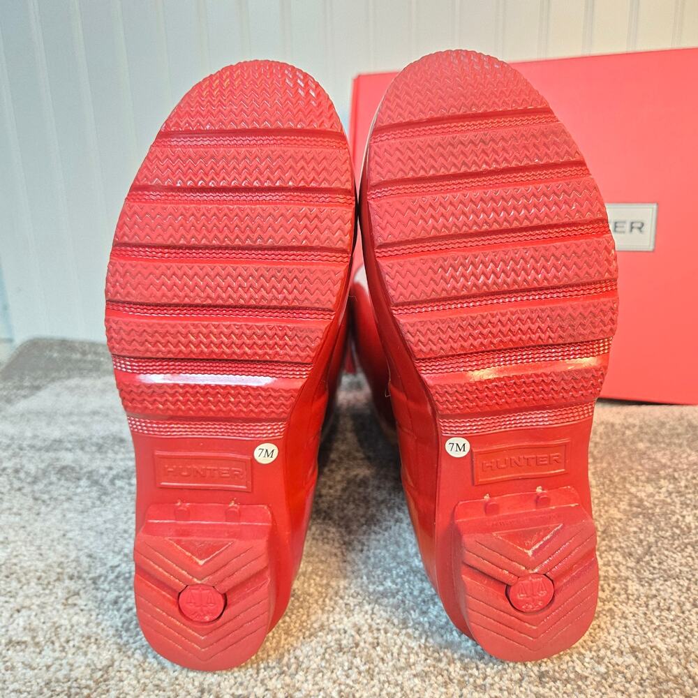 Women's Hunter Rainboots Military Red W7 - Picture 7 of 13